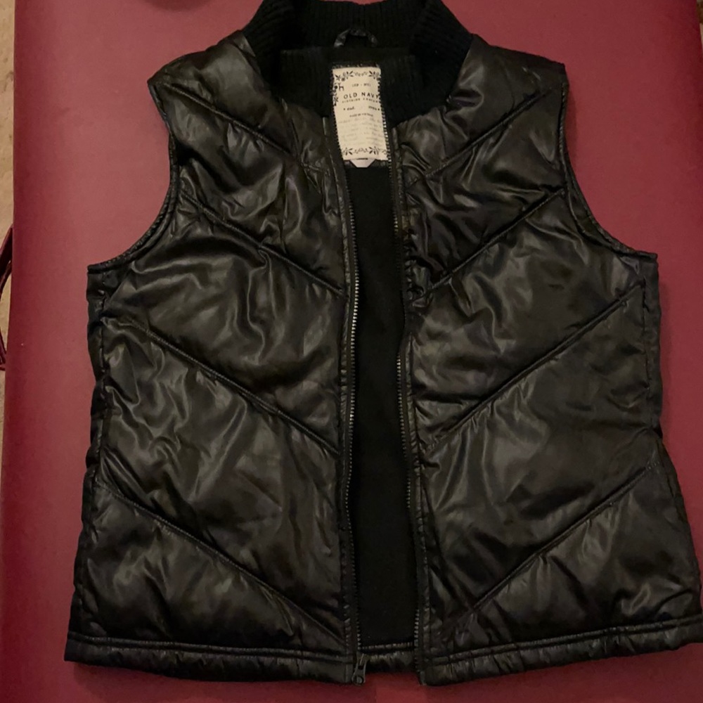 Old navy vest like new